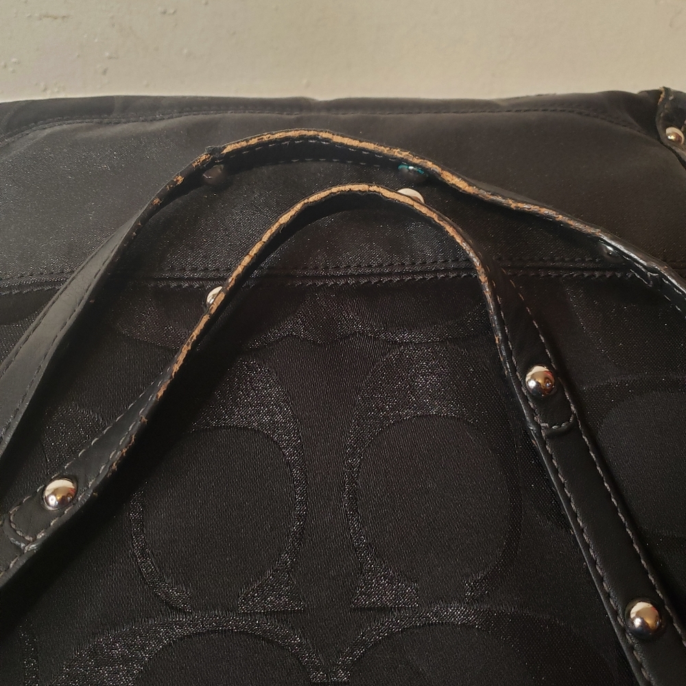 Coach Handbag - Picture 6 of 12